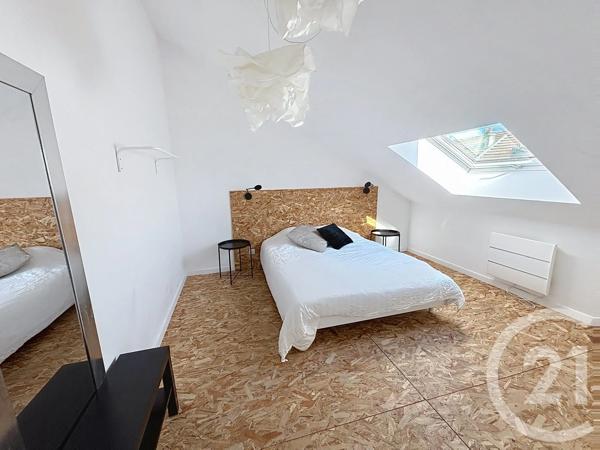 Maison à vendre  10 pièces - 197,83 m 2   MAGENTA  - 51