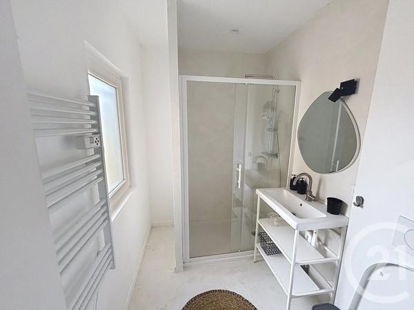 Maison à vendre  10 pièces - 197,83 m 2   MAGENTA  - 51
