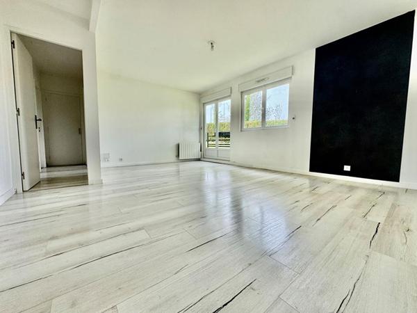 Appartement Amiens SUD  3 pièce(s) 71.40 m2 2 chambres , 2 places de parking, jardin