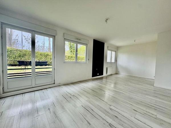 Appartement Amiens SUD  3 pièce(s) 71.40 m2 2 chambres , 2 places de parking, jardin