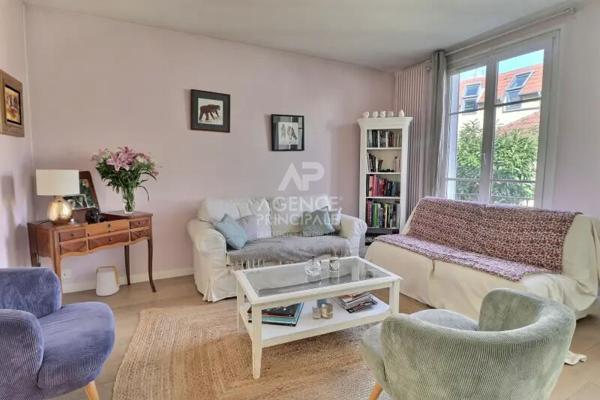 Versailles Montreuil Appartement duplex 6 pièces 136 m² au sol dernier étage €629 000 ** - Référence 27276