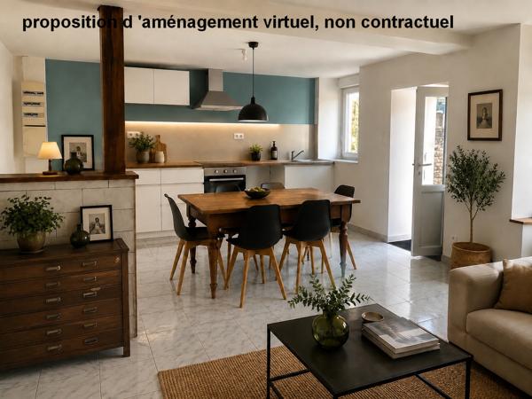 MAISON EN PIERRE AVEC JARDIN ET DEPENDANCES-  CENTRE MIREBEAU