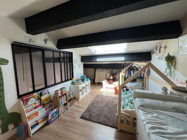 Maison en impasse deux chambres et jardin