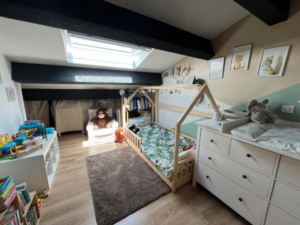 Maison en impasse deux chambres et jardin