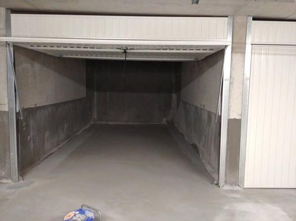 Location Garage 16 m2 à Six-Fours-les-Plages
