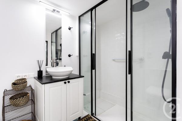 Appartement à vendre  2 pièces - 43,02 m2 PARIS - 75004