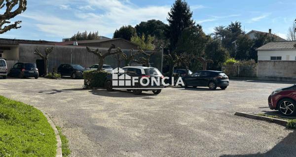 À vendre Local commercial 83 m² - Agen 47000