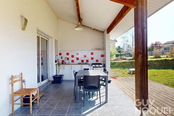 Maison contemporaine de plain-pied avec jardin entre Hagetmau et Amou