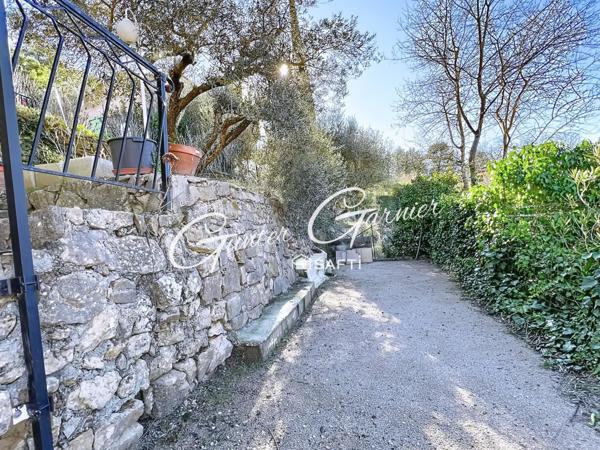 Maison plain-pied - 3 chambres - studio indépendant - vue dégagée