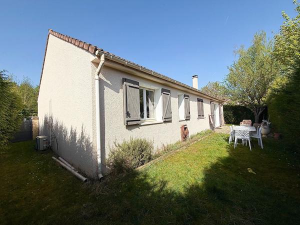 Maison d'exception à vendre à Vauréal - 6 pièces, 120 m² sur terrain de 503 m² €453 500 ** - Référence 2284