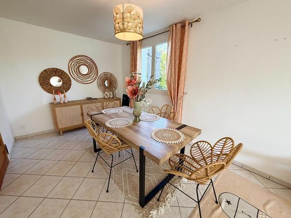 Maison d'exception à vendre à Vauréal - 6 pièces, 120 m² sur terrain de 503 m² €453 500 ** - Référence 2284