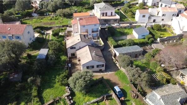 Meria (20287) VIAGER OCCUPÉ- Maison avec studio indépendant et garage à Meria (env 2km de la plage et la marine)