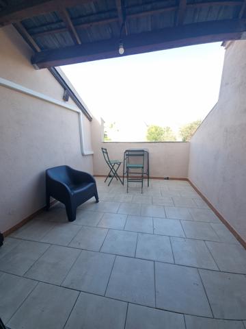 Meria (20287) VIAGER OCCUPÉ- Maison avec studio indépendant et garage à Meria (env 2km de la plage et la marine)