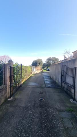 Meria (20287) VIAGER OCCUPÉ- Maison avec studio indépendant et garage à Meria (env 2km de la plage et la marine)