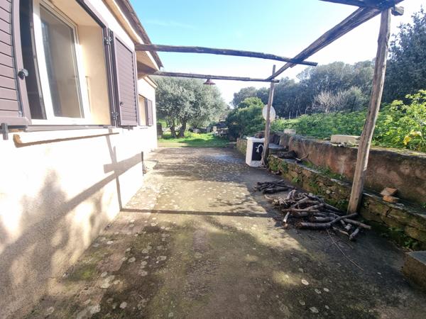 Meria (20287) VIAGER OCCUPÉ- Maison avec studio indépendant et garage à Meria (env 2km de la plage et la marine)