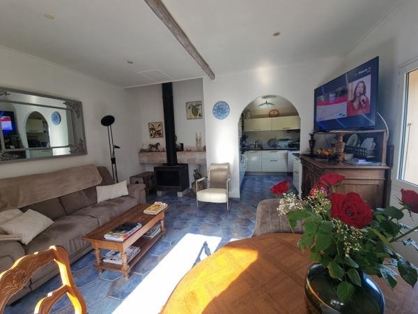 Meria (20287) VIAGER OCCUPÉ- Maison avec studio indépendant et garage à Meria (env 2km de la plage et la marine)