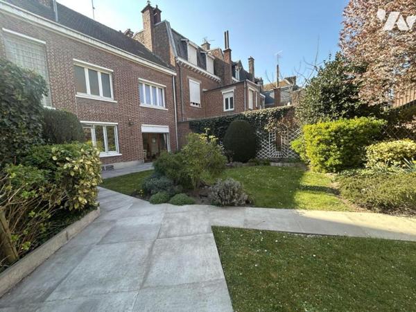 Maison de ville à vendre à CAMBRAI.