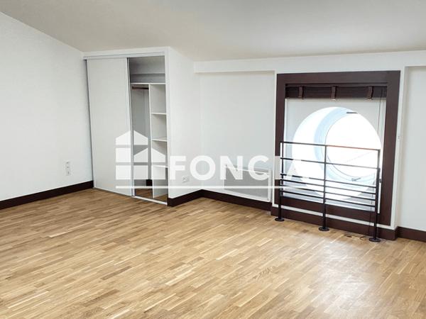 Location Studio 42.05 m² - 16 QUAI AUX VIVRES - E417 Rochefort 17300