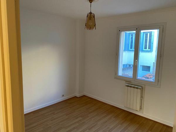 Maison à vendre    3 pièces •  Saintes