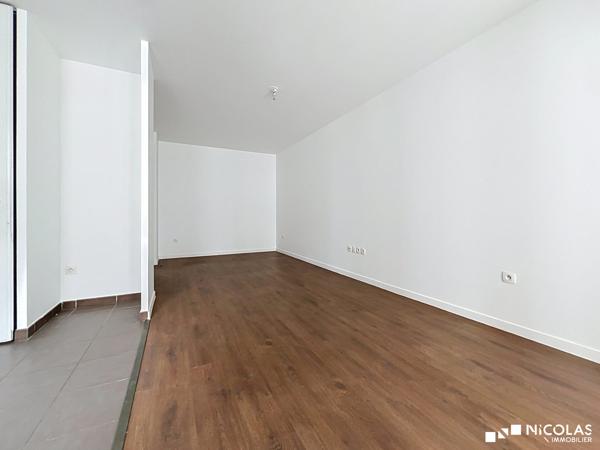 BORDEAUX CHARTRONS – T1 33 M² AVEC BALCON ET PARKING