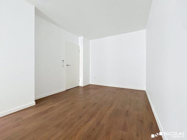BORDEAUX CHARTRONS – T1 33 M² AVEC BALCON ET PARKING