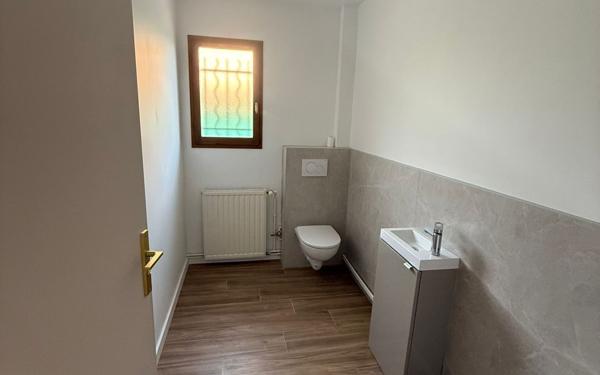 Maison à vendre    3 pièces • 92 m2 Rillieux-la-Pape