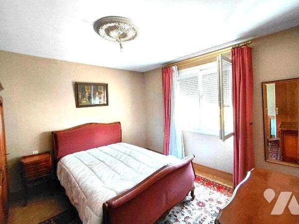 MAISON À VENDRE À PONTIVY (56300) - EXCLUSIVITÉ NOTAIRE - MAISON 5 CHAMBRES AVEC SOUS-SOL ET VÉ...