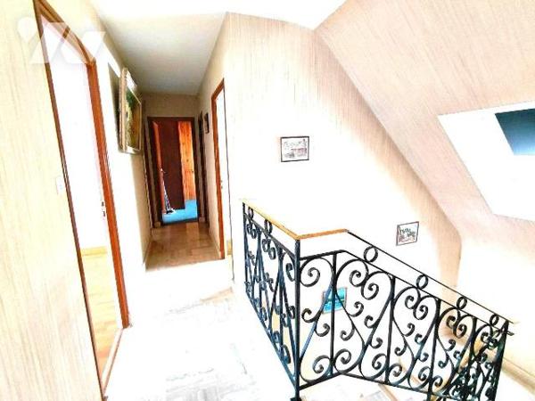 MAISON À VENDRE À PONTIVY (56300) - EXCLUSIVITÉ NOTAIRE - MAISON 5 CHAMBRES AVEC SOUS-SOL ET VÉ...