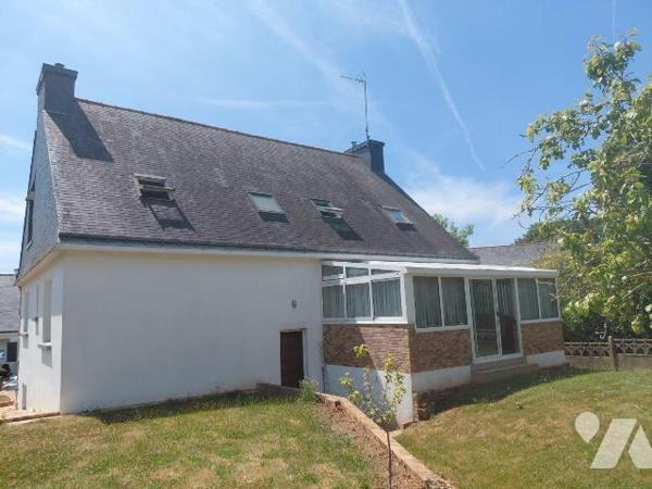 MAISON À VENDRE À PONTIVY (56300) - EXCLUSIVITÉ NOTAIRE - MAISON 5 CHAMBRES AVEC SOUS-SOL ET VÉ...