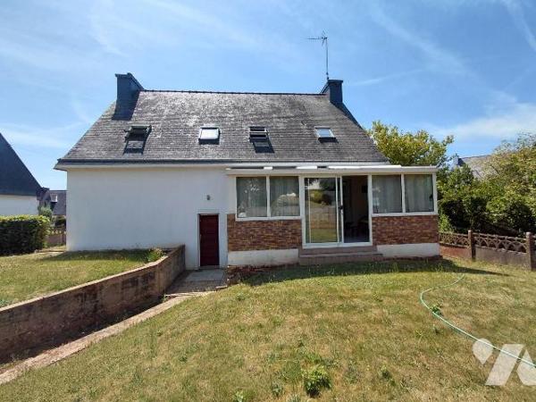 MAISON À VENDRE À PONTIVY (56300) - EXCLUSIVITÉ NOTAIRE - MAISON 5 CHAMBRES AVEC SOUS-SOL ET VÉ...