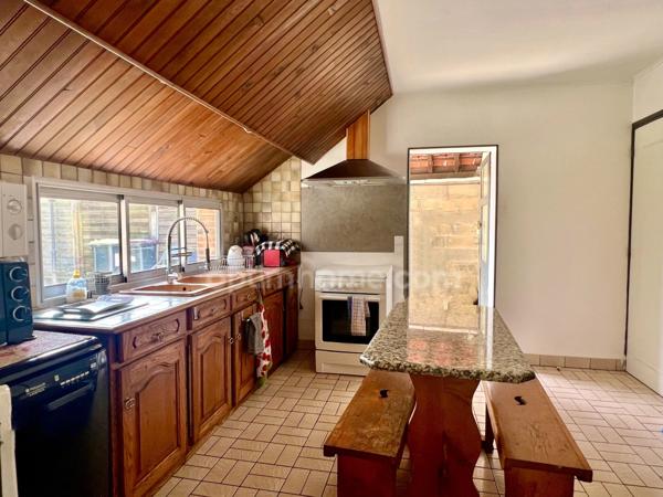 Solide maison familiale - 5 pièces - Chateaubleau (77)