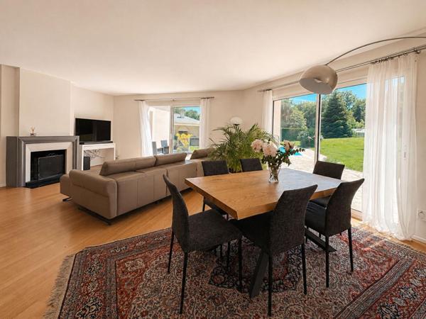 Maison 5 chambres, piscine et double garage - Golf de Nantes / Sautron