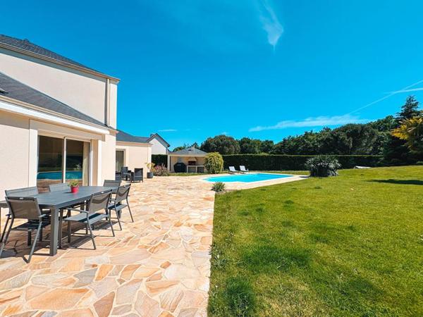 Maison 5 chambres, piscine et double garage - Golf de Nantes / Sautron