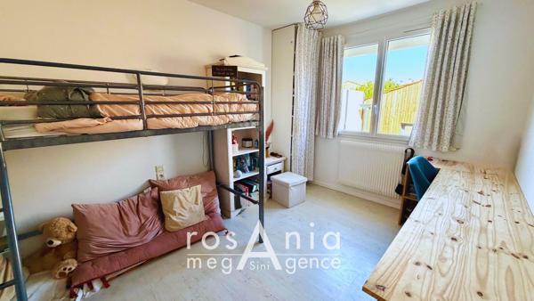 Maison à SABLES D OLONNE, 85180 - 7 pièces 143m²