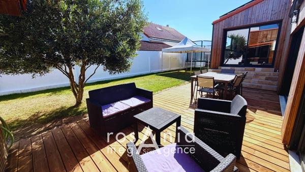 Maison à SABLES D OLONNE, 85180 - 7 pièces 143m²
