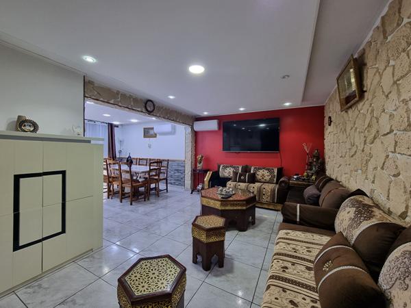 Basse-Goulaine proche bourg - Maison familiale 4 chambres avec piscine