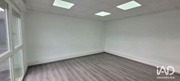 Location local d’activité 396 m² Saint-Jean-Kourtzerode