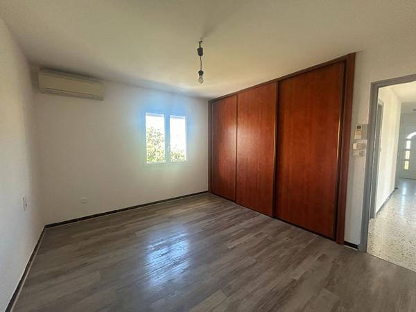 Maison à Pennautier avec jardin, garage, et possibilité 2 logements