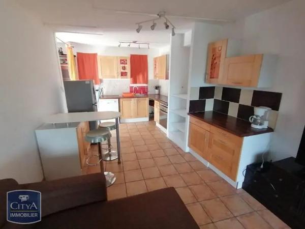 Appartement à louer 2 pièces 54m² Saint-Paul (97434)