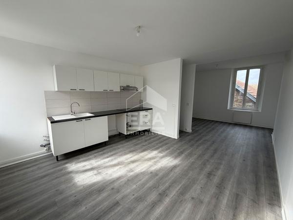 Appartement La Fere 3 pièce(s) 82 m2