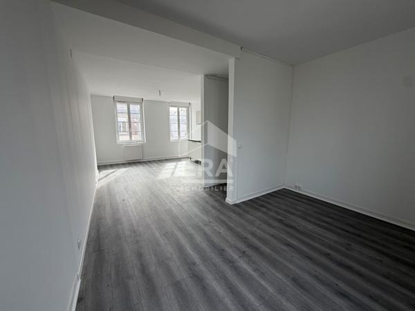 Appartement La Fere 3 pièce(s) 82 m2