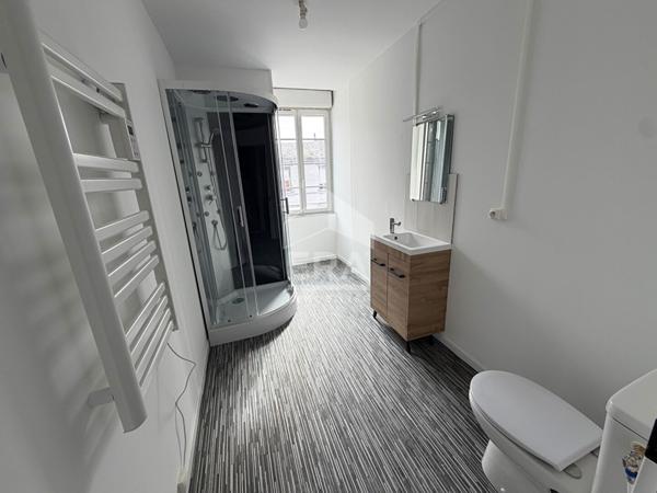 Appartement La Fere 3 pièce(s) 82 m2