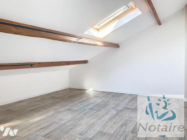 Maison secteur marché couvert