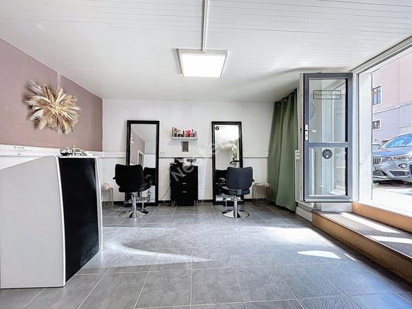 Faverges Seythenex _ Local commercial de 45,72 m² à vendre