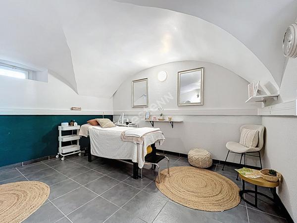 Faverges Seythenex _ Local commercial de 45,72 m² à vendre