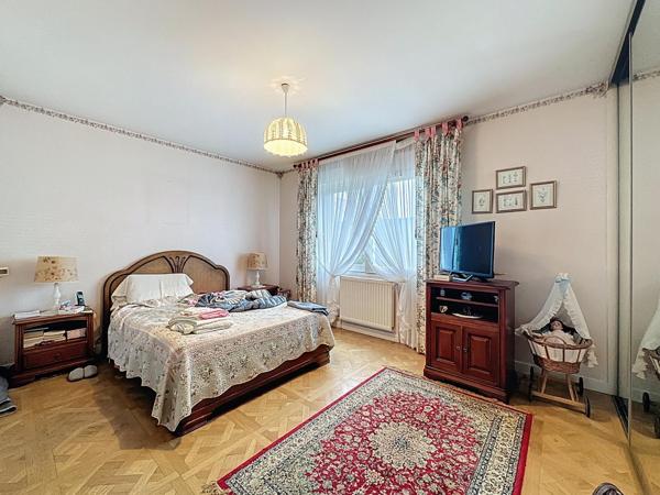 idéalement placée, proche toutes commodités