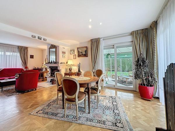 idéalement placée, proche toutes commodités