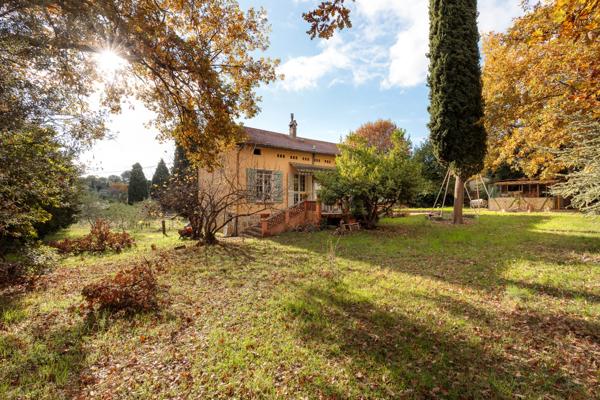 Peymeinade maison de charme à rénover, plein sud, potentiel