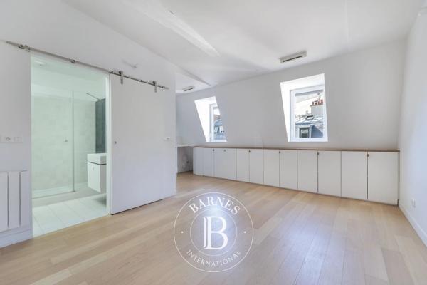 Paris 8ème, Appartement  22 m² à vendre