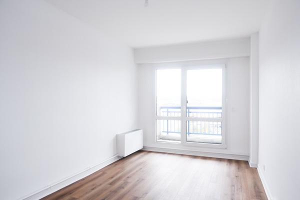Appartement meublé 4 pièce(s) 88.12 m2 - RESIDENCE SAINT-SEBASTIEN NANCY